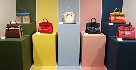Best Online Stores For Handbags In UAE